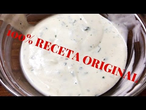 Descubre los sorprendentes ingredientes para una salsa de yogur irresistible en tus kebabs