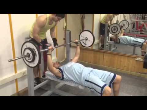 Nueva fase ‘exc&eacute;ntrica’ del press banca: &iexcl;Descubre c&oacute;mo maximizar tus resultados!